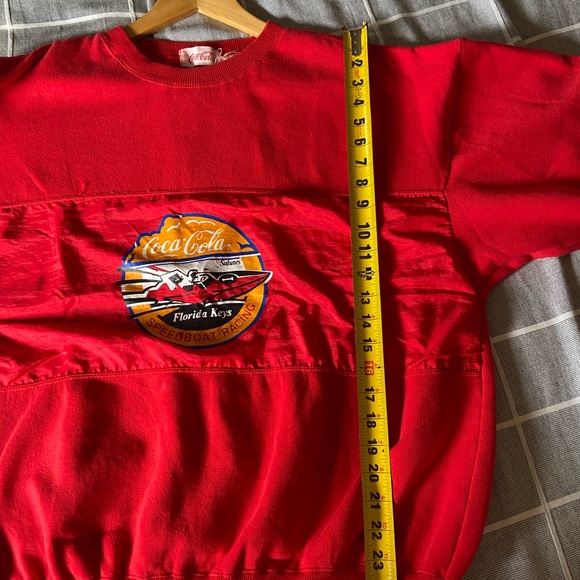 Coca Cola Vintage Red Speedboat Graphic Sweater - Picture 9 of 14